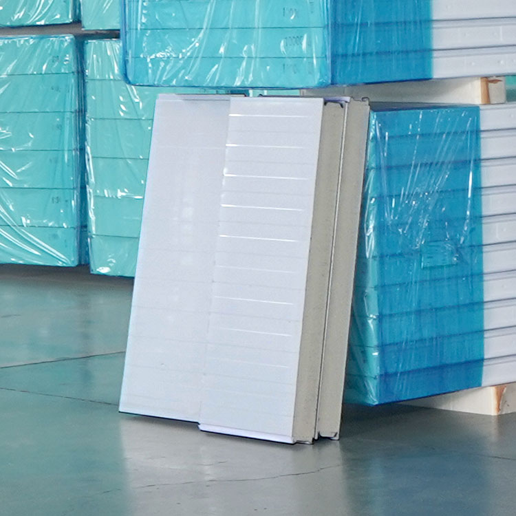 What are the performance parameters and lifespan of insulation materials for cold storage?